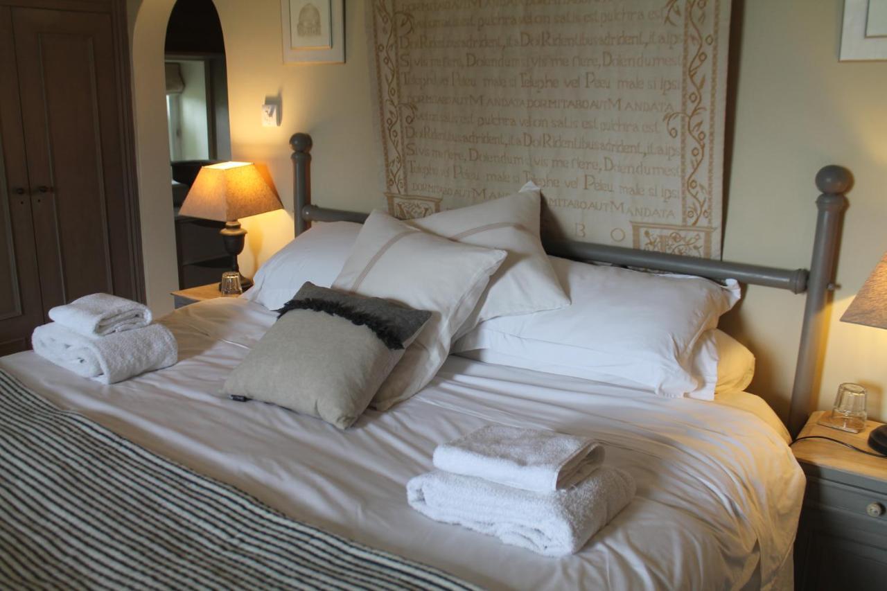 Kelston ラウンドヒル ファームハウス Bed & Breakfast エクステリア 写真
