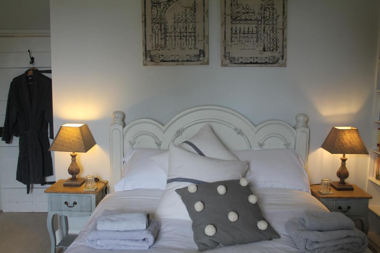 Kelston ラウンドヒル ファームハウス Bed & Breakfast エクステリア 写真