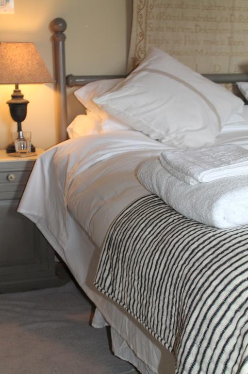 Kelston ラウンドヒル ファームハウス Bed & Breakfast 部屋 写真
